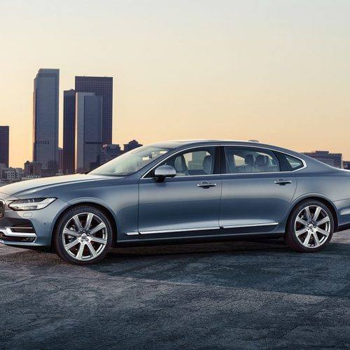 Đỉnh cao của nghệ thuật thủ công Volvo S90 Plug-In Hybrid Ultra