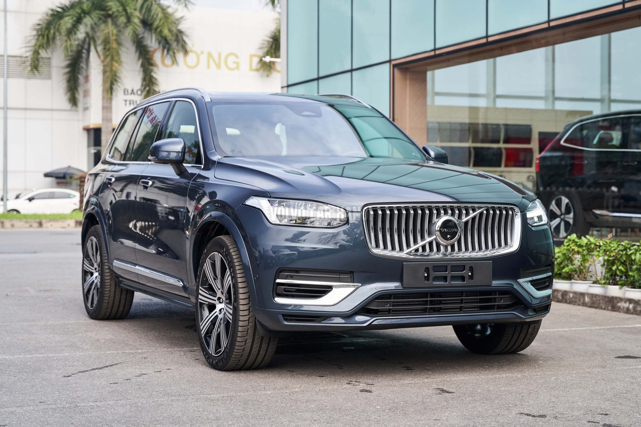 Pre Owned Volvo XC90 D5 - Claim Used Cars At Reasonable Price | ABE